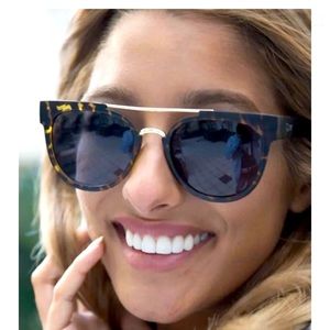 Quay Australia Womens Sunglasses Odin 56mm Round Tortoise Brown w Gold Sunnies